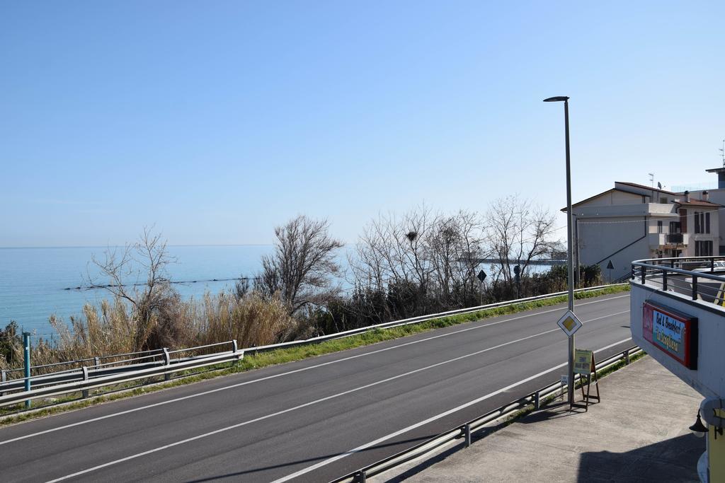 La Scogliera B&B San Vito Chietino Buitenkant foto